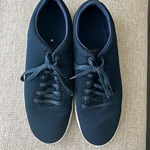Cole Haan Grand sneakers, men’s sz 10, navy